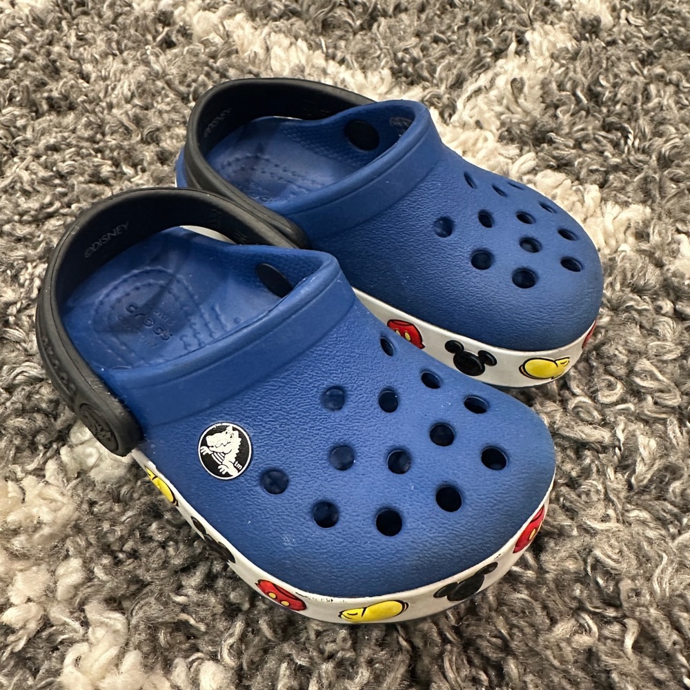 Mickey Mouse Crocs size C4